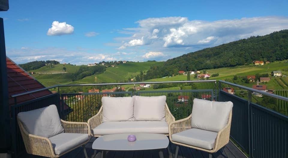 Zweytick Gaestezimmer Weingut Ratsch an der Weinstraße Εξωτερικό φωτογραφία