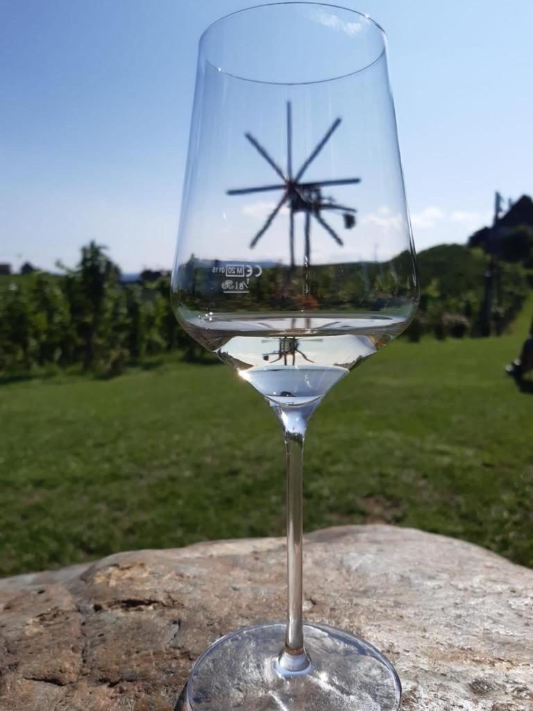Zweytick Gaestezimmer Weingut Ratsch an der Weinstraße Εξωτερικό φωτογραφία